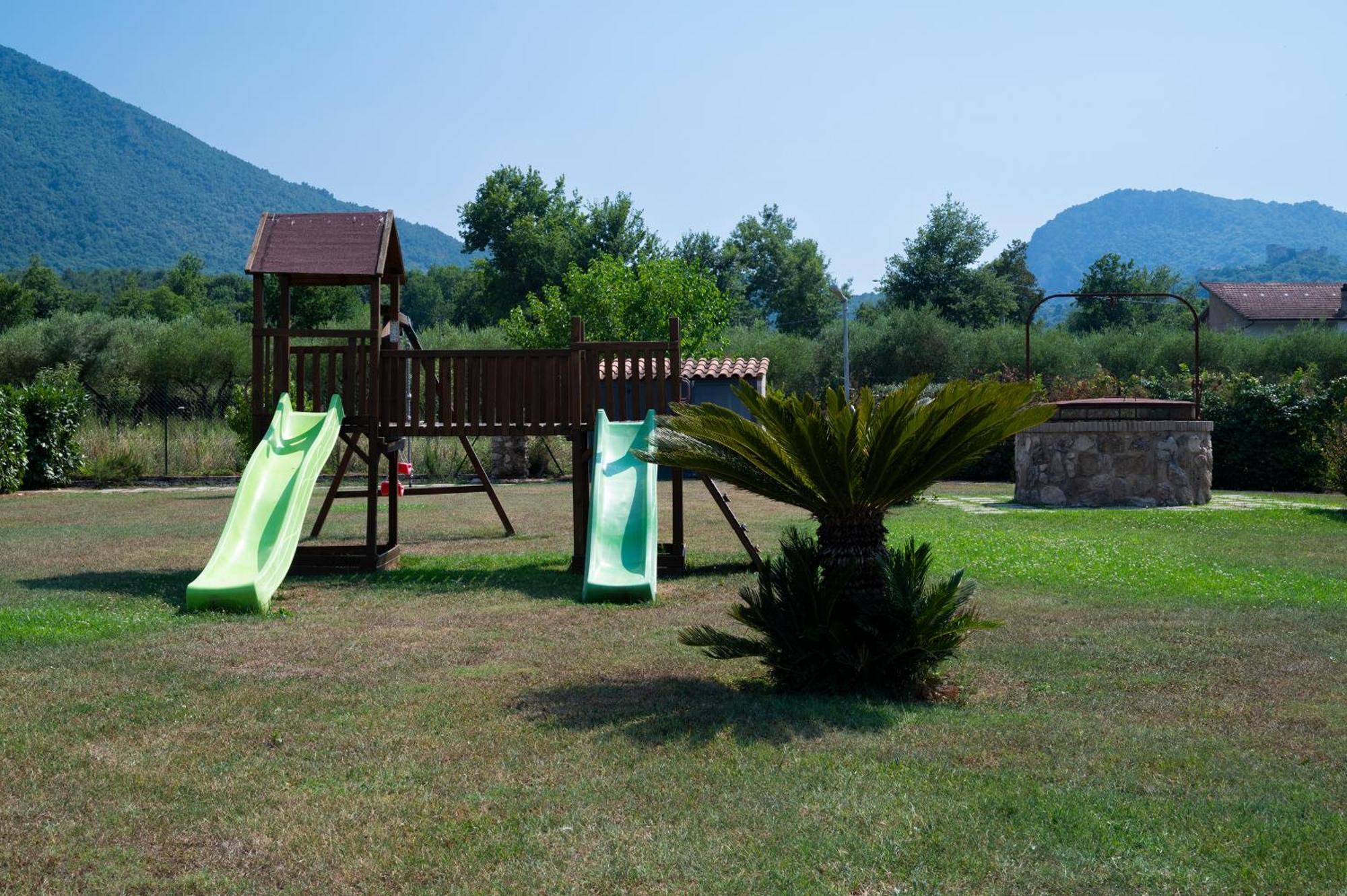 Family Farm Soc. Agr. A R.L. Villa Vairano Patenora Bagian luar foto