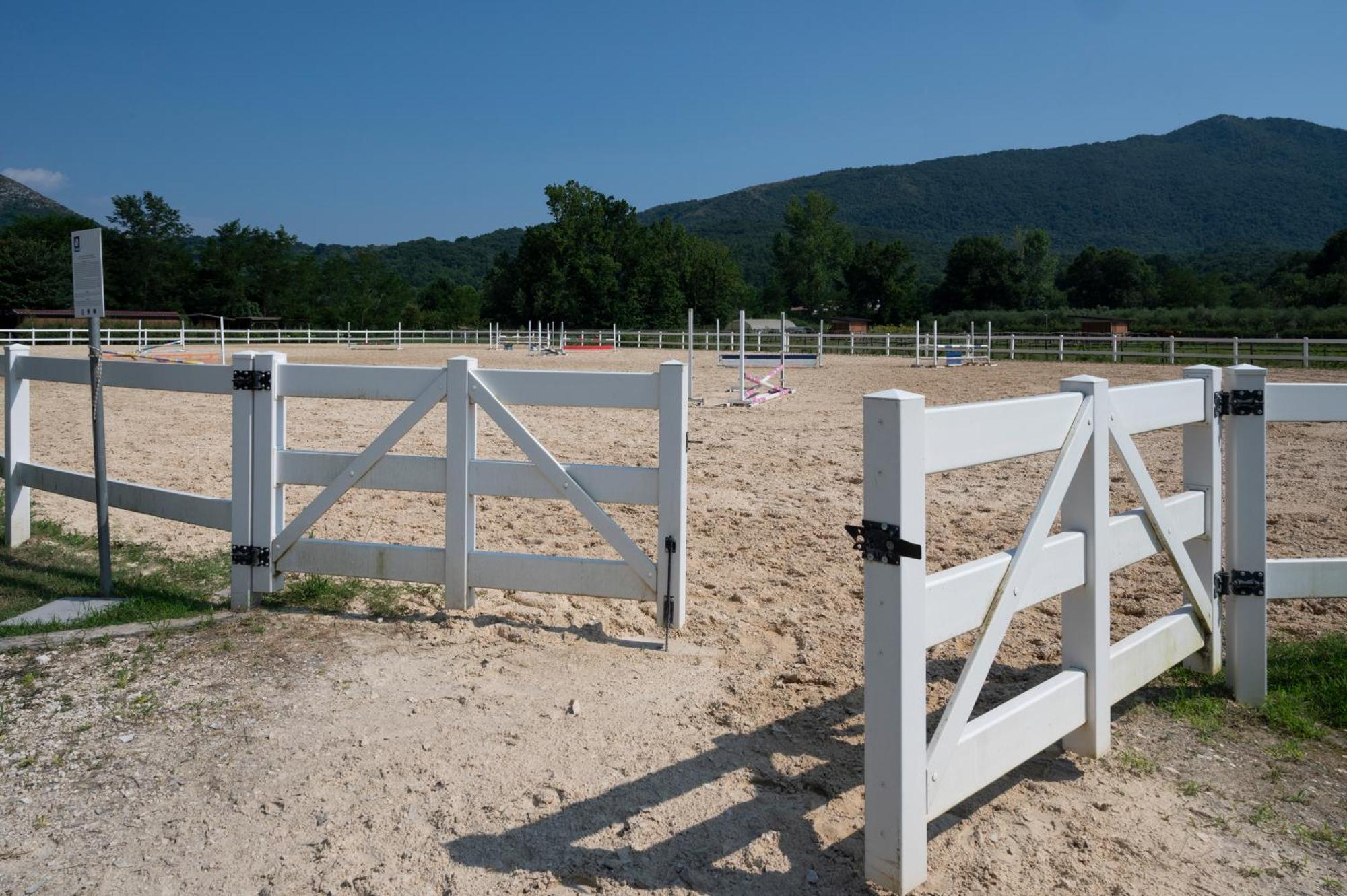 Family Farm Soc. Agr. A R.L. Villa Vairano Patenora Bagian luar foto